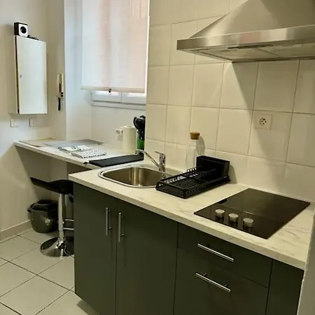 Le Cactus, Proche De La Gare Apartmán